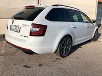 Begagnad Skoda Octavia RS 245 HK (180 kW) 2018 Vit (vitmetallic) Kombi