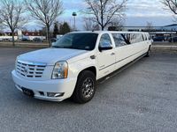 begagnad Chevrolet Suburban Cadillac Escalade Front & långa nya bakljus Limo Limousine