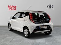 begagnad Toyota Aygo 1.0 5-D 72hk X-Play|Apple Carplay|Led-ramp