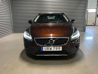 Begagnad Volvo V40 CC Momentum 150 HK (110 kW) 2017 Brun Kombi