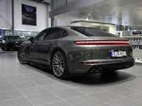 Begagnad Porsche Panamera 600 HK (441 kW) 2024 Grön Halvkombi