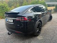 Begagnad Tesla Model X 422 kW (575 HK) 2016 Svart SUV