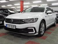Begagnad VW Passat GTE 218 HK (160 kW) 2021 Vit Kombi