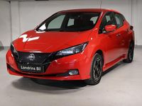 Begagnad Nissan Leaf Acenta 110 kW (150 HK) 2022 Röd Halvkombi
