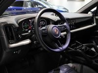 Begagnad Porsche Cayenne 305 HK (224 kW) 2025 Blå SUV