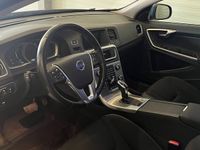 begagnad Volvo V60 D4 Geartronic Momentum Euro 6 Drag,Navi,Bliss,