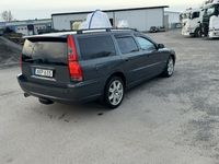 begagnad Volvo V70 D5 AWD Momentum Euro 4