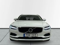 Begagnad Volvo V90 Momentum 150 HK (110 kW) 2017 Vit Kombi