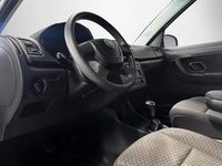 Begagnad Skoda Roomster 87 HK (63 kW) 2012 Vit Minibuss