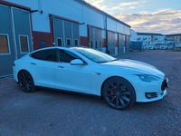 begagnad Tesla Model S 85+ luftfjädring 21 tums hjul fri supercharge