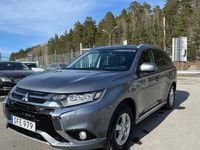 begagnad Mitsubishi Outlander P-HEV CVT Navi Backkamera 2016, SUV