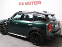 Begagnad Mini Cooper Countryman Salt 224 HK (164 kW) 2019 British racing green metallic SUV