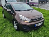 Begagnad Kia Rio 84 HK (61 kW) 2011 Brun Halvkombi