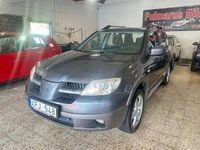 Begagnad Mitsubishi Outlander 160 HK (117 kW) 2006 Mörkgrå SUV