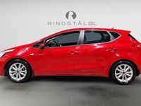 Begagnad Kia Ceed 101 HK (74 kW) 2017 Röd Halvkombi