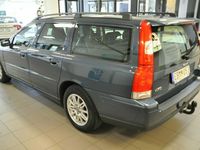 Begagnad Volvo V70 Kinetic 170 HK (125 kW) 2006 Blå Kombi
