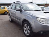 Begagnad Subaru Forester 147 HK (108 kW) 2009 Grå SUV