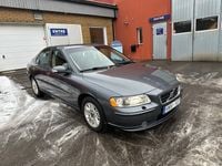 Begagnad Volvo S60 141 HK (103 kW) 2008 Grå Sedan