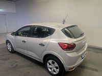 Begagnad Dacia Sandero Essentiel 91 HK (66 kW) 2022 Grå Halvkombi