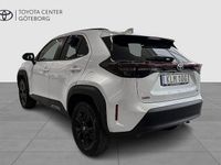 Begagnad Toyota Yaris Cross Style 92 HK (67 kW) 2024 Vit SUV