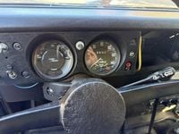 Begagnad Land Rover Defender 86 HK (63 kW) 1976 Sedan