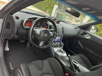 begagnad Nissan 370Z 3.7 V6 340HK Facelift Automat Lågmil/Kamera