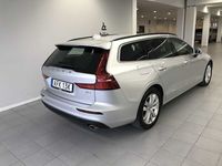 begagnad Volvo V60 B4 Bensin Mom Adv Navi Pro Edition