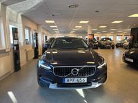 begagnad Volvo V90 CC D4 AWD EN ÄGARE Momentum Euro 6 VOC