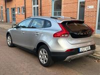 Begagnad Volvo V40 CC 150 HK (110 kW) 2019 Kombi