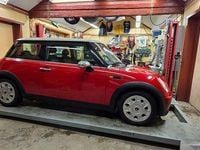 Begagnad Mini Cooper 116 HK (85 kW) 2005 Halvkombi