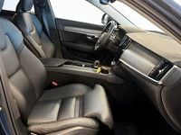 Begagnad Volvo V90 CC 197 HK (144 kW) 2023 Blå Kombi