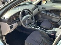begagnad Nissan Almera 5-dörrar 1.8 Nybesiktigad