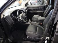 begagnad Mitsubishi Outlander P-HEV PHEV Business MY17 4WD - Dragkrok