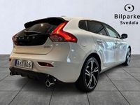 begagnad Volvo V40 D3 Automat R-Design / Navi / Kamera / Black Optik