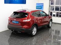 begagnad Nissan Qashqai 1.6dCi XTRONIC-CVT VÄLUTRUSTAD NYBESK 2015, SUV