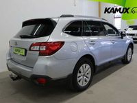 begagnad Subaru Outback 2.5 4WD 175hk Backkamera Drag M&K-värmare