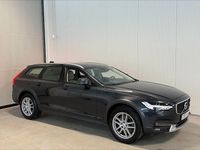 Begagnad Volvo V90 CC Momentum 190 HK (139 kW) 2018 Grå Kombi