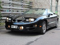 Begagnad Pontiac Firebird 309 HK (227 kW) 1998 Svart Cab