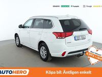Begagnad Mitsubishi Outlander P-HEV 121 HK (88 kW) 2016 Vit SUV