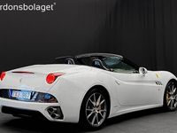 begagnad Ferrari California 4.3 V8 DCT 460HK/ Skalstolar / Svensksåld