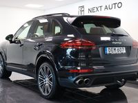 begagnad Porsche Cayenne S E-Hybrid E- 416HK SPORT CHRONE SV-SÅLD 2ÄGARE PANO DRAG BOSE