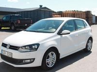 Begagnad VW Polo 90 HK (66 kW) 2012 Vit Halvkombi