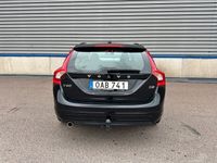 begagnad Volvo V60 D2 Kinetic Euro 5 Nyservad Dragkrok ca 0,41l/mil