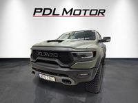 Begagnad Dodge Ram 711 HK (522 kW) 2021 Grå