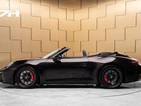 Begagnad Porsche 911 541 HK (397 kW) 2025 Svart Cab