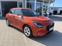 Begagnad Suzuki Swift 83 HK (61 kW) 2024 Orange (flame orange) Halvkombi