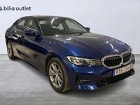 begagnad BMW 330e Plug-In Hybrid Sport line Navi P-sensor MOMS 292hk