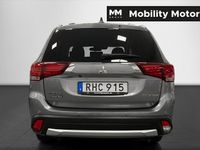 begagnad Mitsubishi Outlander 2.0 CVT Backkamera 7-Sits 2017, SUV