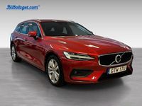 Begagnad Volvo V60 Momentum 2021 Röd Kombi