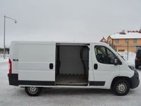 begagnad Peugeot Boxer Van 335 2.2 HDi L2H1 130 hk D-Värmare Drag